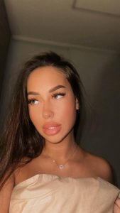 Elite escort from Maya Dubai works in